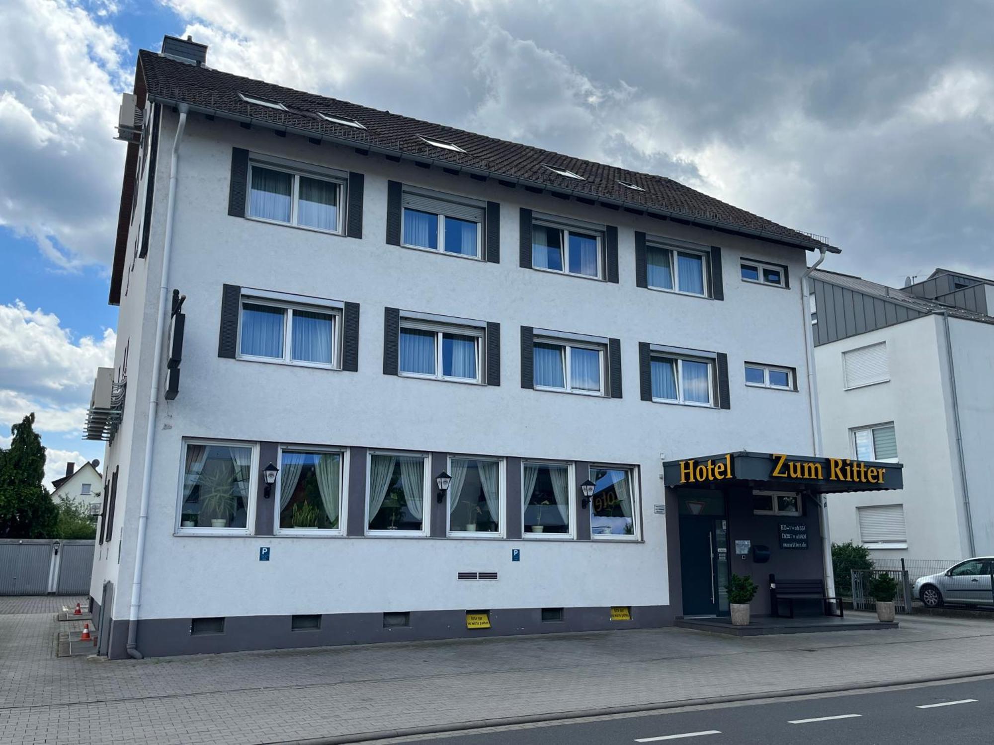 Hotel Zum Ritter Seligenstadt Exterior photo